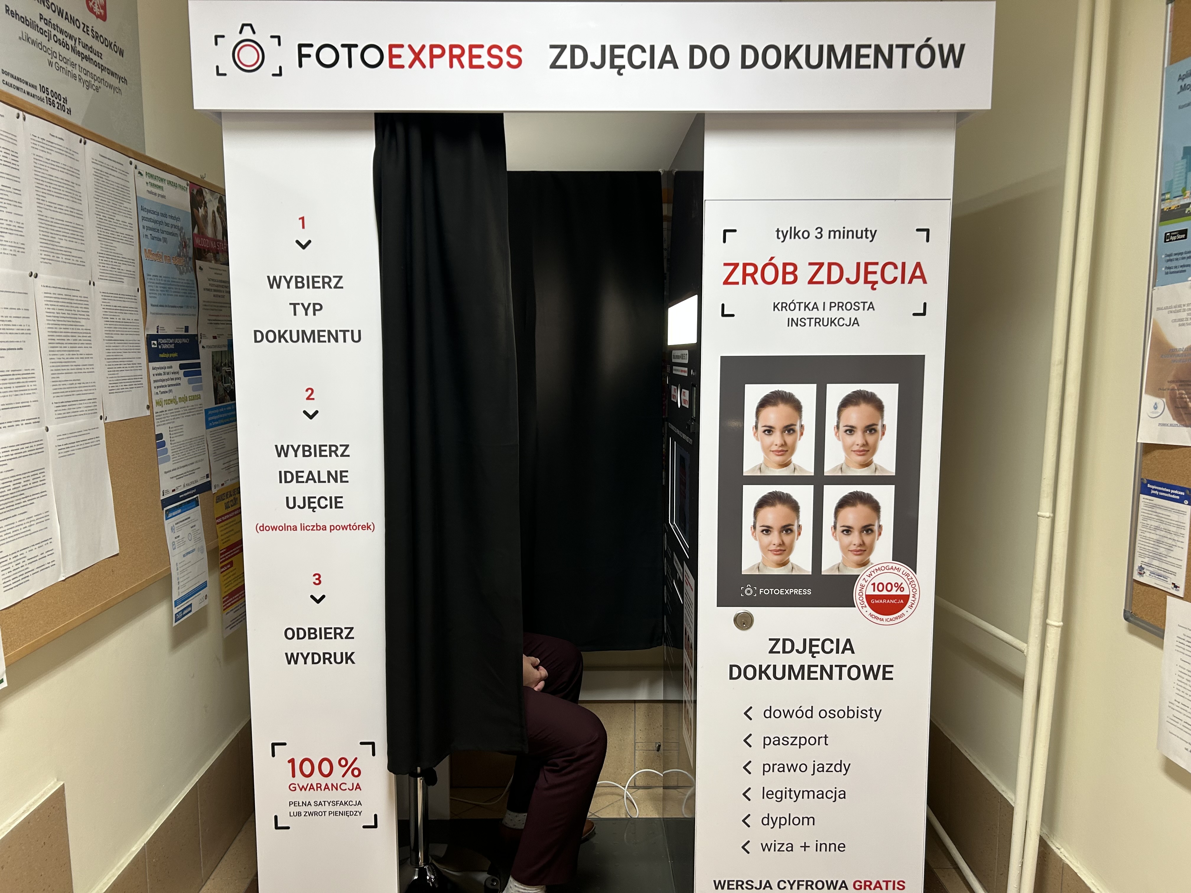 🌟 Fotokabina w urzędzie dla mieszkańców! 🌟