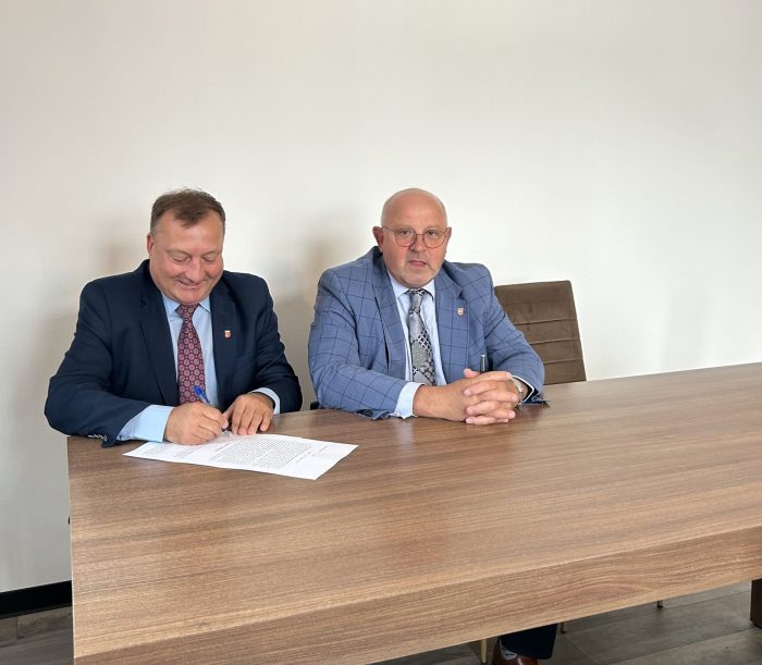 Miniaturka artykułu Działka z pawilonem w Woli Lubeckiej przejęta! 🏡✨
