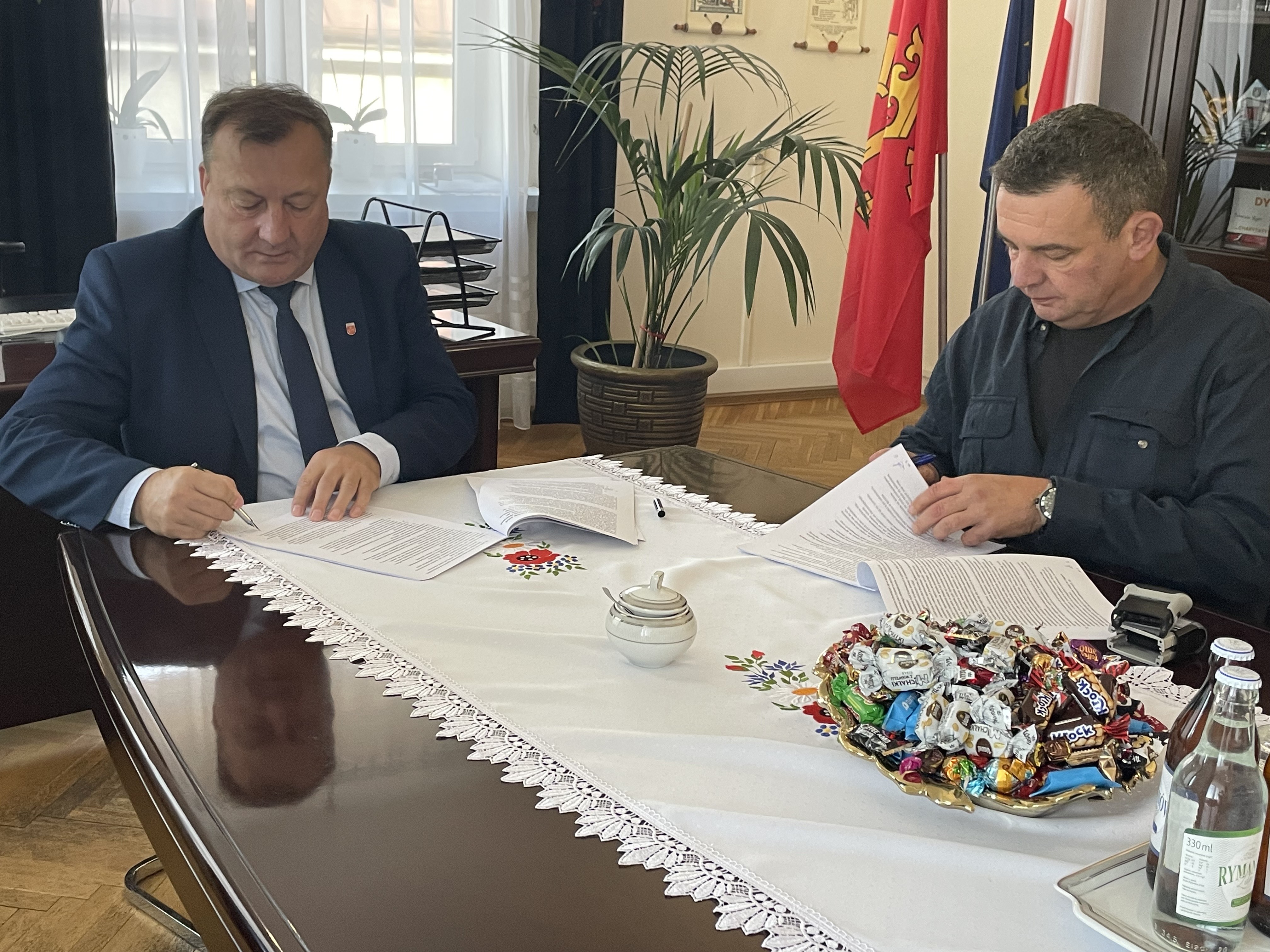 Umowa na chodnik podpisana