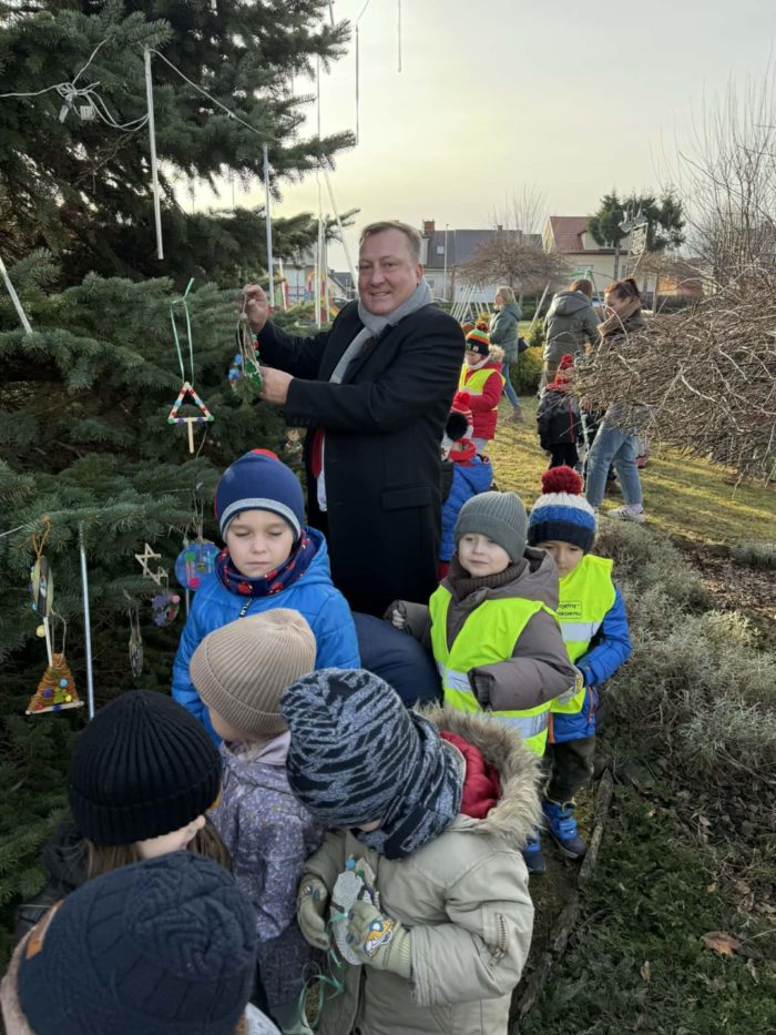 🎄 Przedszkolaki choinkę już ustroiły! 🎄