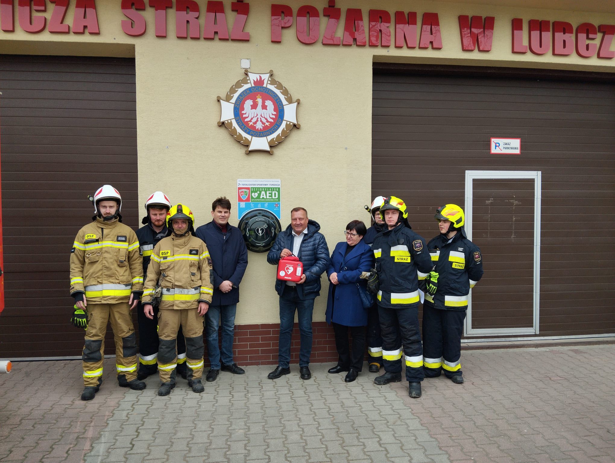 AED w Lubczy – wspólnie zwiększamy bezpieczeństwo mieszkańców .