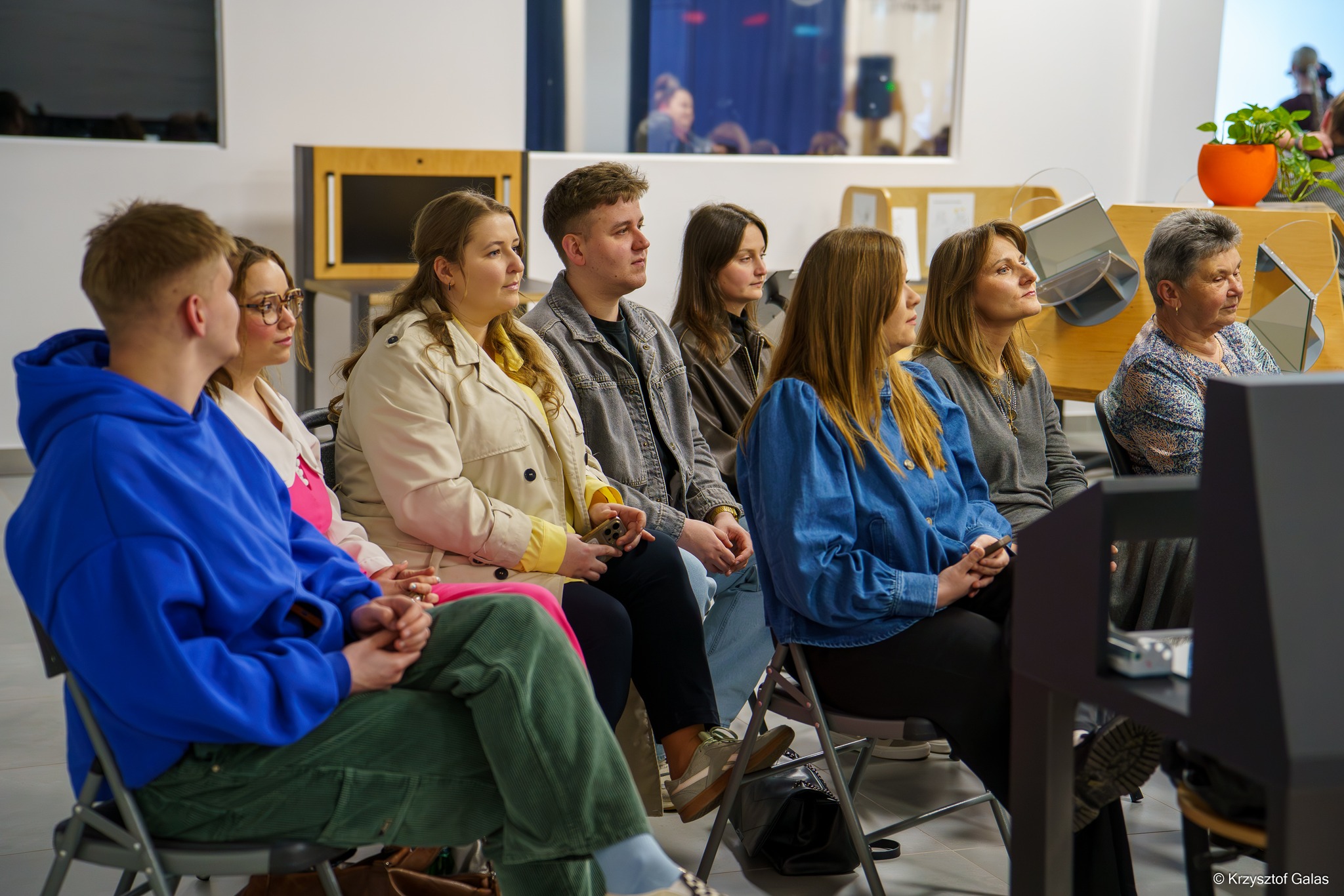 „Zerkając do korzeni…” – spotkanie z Marcinem Dorocińskim