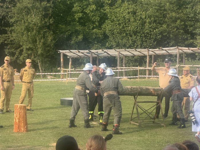 Miniaturka artykułu 🚒 Międzypowiatowe Zawody Zabytkowych Sikawek Konnych OSP